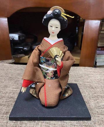 Decoratief ornament - Japan - Japanse geisha-beeldje