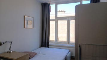 Te huur: Kamer Valkenboskade in Den Haag