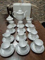 T. Limoges - Koffieservies (27) - Porselein - koffieservice