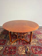 Schuitema - Eettafel - Hout - Ronde Art Deco eettafel