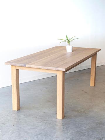 Eettafel massief eikenhout | Eiken tafel | 2 meter, Landelijk - robuust, Eikenhout, Nieuw, Vijf personen of meer