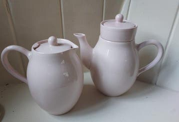 sint maarten porcelain - Han Knaap - Koffiepot (2) -