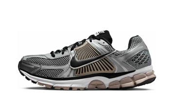Nike Zoom Vomero 5 Metallic Silver College Grey, Nieuw