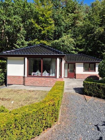 vakantiehuisje te huur op de Veluwe, Gelderland en Veluwe, Bemiddelingsbureau, In bos, 2 slaapkamers
