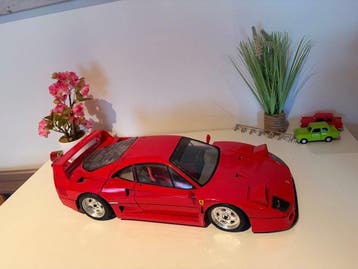 Pocher 1:8 - Modelauto - Ferrari F40, Hobby en Vrije tijd, Modelauto's | 1:5 tot 1:12, Nieuw