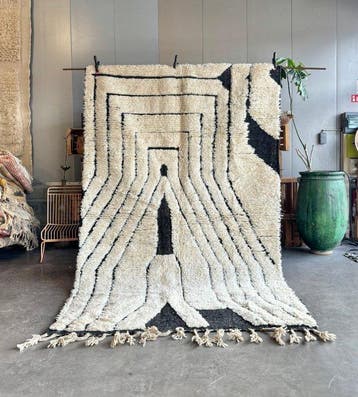 New Graphic Beni Ouarain Berber Rug — Handknotted Natural, Nieuw