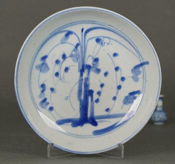 Qing (19th Century) - Kom - Stylized Bamboo and Plum Blossom