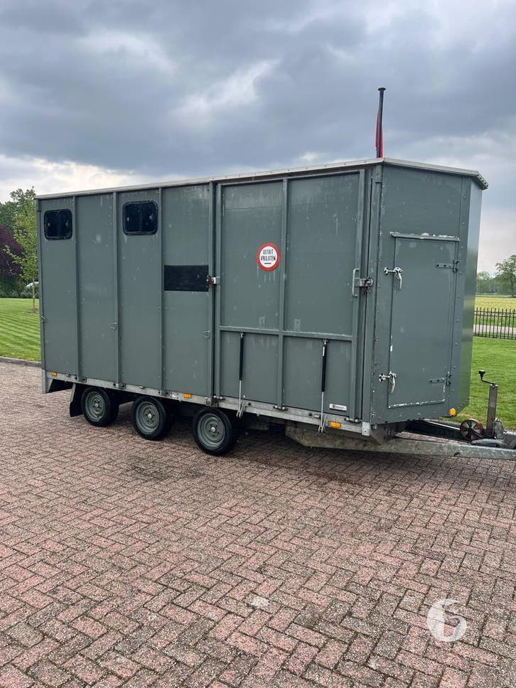 Prachtige pony koetsentrailer! 4 pony’s! Met lier!, Dieren en Toebehoren, Paarden en Pony's | Trailers en Aanhangwagens, Overige typen