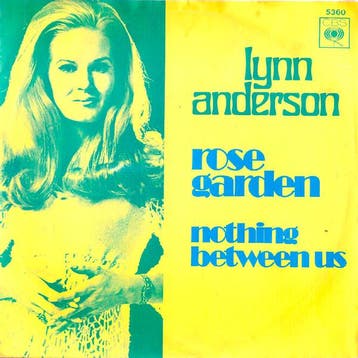 Lynn Anderson - Rose Garden / Nothing between us, Ophalen of Verzenden, Gebruikt