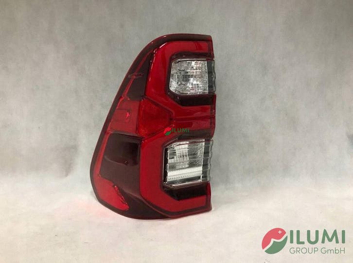 Toyota Hilux VIII Lift 2020-2024 achterlicht links LED, Auto-onderdelen, Verlichting, Gebruikt, Verzenden