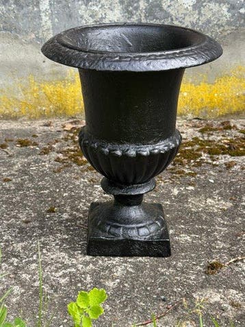 Rustieke Campana vaas 5,23 kilo - Vaas - Gietijzer