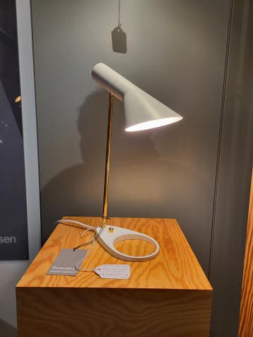 20% korting op alle showroom lampen van Louis Poulsen!!, Ophalen, Nieuw