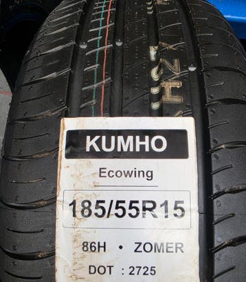 185/55r15 86H Kumho Demo Banden, Ophalen, 15 inch, Nieuw, 185 mm