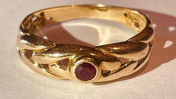Ring - 18 karaat Geel goud Robijn, Nieuw
