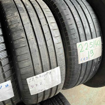 2 x Pirelli 225-40-19 Zomerbanden 5mm, 19 inch, Gebruikt, Ophalen of Verzenden, Band(en)