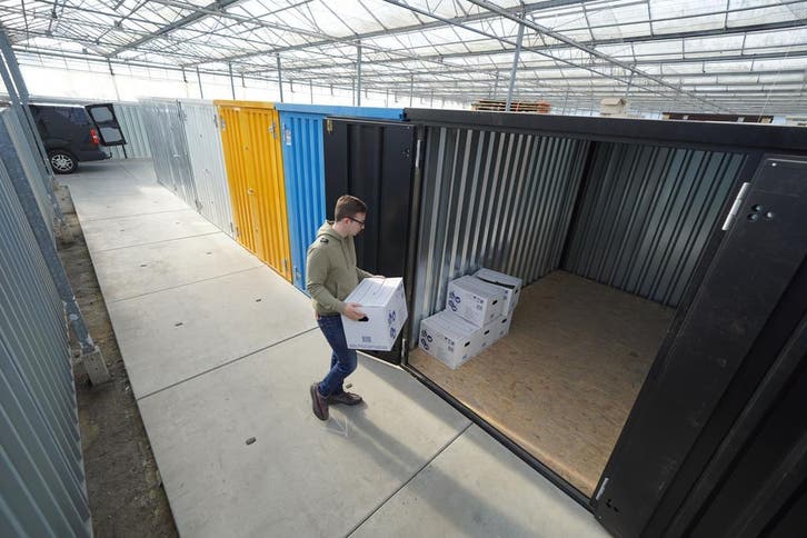 Overdekte garagebox huren in Den Haag! Laatste boxen!, Zakelijke goederen, Bedrijfs Onroerend goed