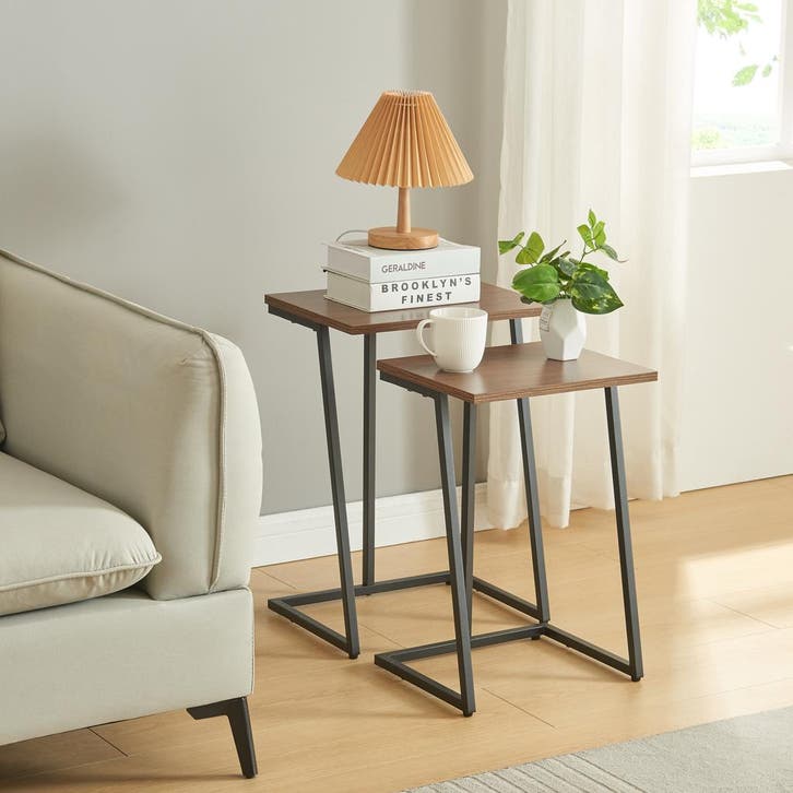 Bijzettafel Salem set van 2 zwart en walnootkleurig [en.casa, Huis en Inrichting, Tafels | Bijzettafels, Verzenden