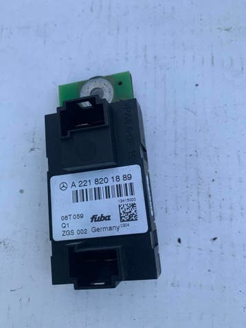 Mercedes S600 L V12 W221ANTENNE VERSTERKERMODULE A2218201889, Gebruikt, Mercedes-Benz