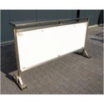 Voorzetbuffet met rvs uitgifte, Verzenden