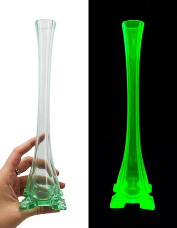 Soliflore Art Nouveau en verre uranifère - Eenbloemige vaas