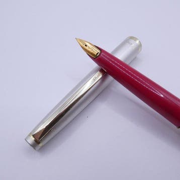 Pilot - Pilot Fountain Pen Elite pink silver 18K Gold Nib -, Verzamelen, Pennenverzamelingen, Nieuw