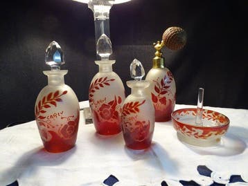 Art Nouveau Toiletset (5) - Glas