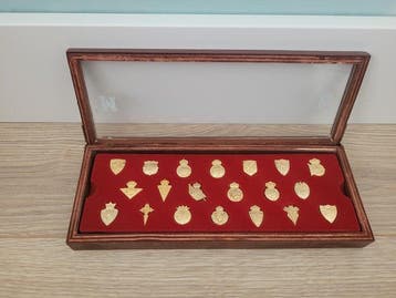 Spaanse voetbal competitie - 24K gouden insignes. La Liga +, Nieuw