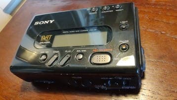 Sony - TCD-D8 Walkman, Nieuw
