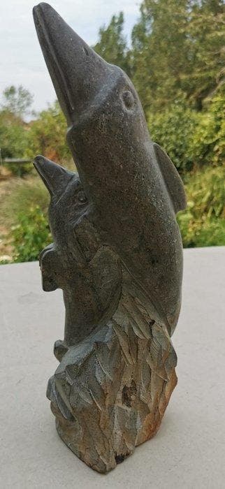 Sculptuuur voor buiten, Sculpture de deux dauphins en pierre