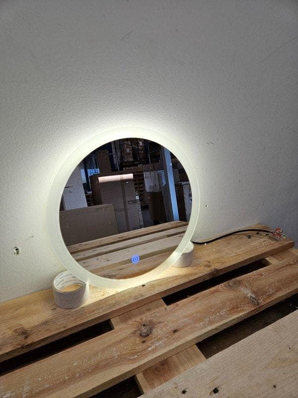 Spiegel Gliss Design round satin frame  Standaard LED, Doe-het-zelf en Verbouw, Sanitair, Overige typen, Nieuw, Glas, Ophalen of Verzenden