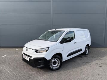 Fiat Doblò 100pk L2 1000kg (Laadruimte betimmering - Camera, Stof, Gebruikt, Wit, Overige kleuren
