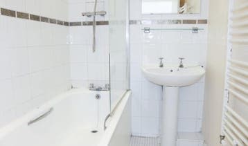 Te Huur Studio Hoofdweg In Amsterdam, Huizen en Kamers, 20 tot 35 m², Amsterdam