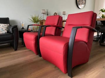 Set van 2 rode leren fauteuils met stalen frame - rood leer, Huis en Inrichting, Fauteuils, Ophalen of Verzenden, Nieuw, Leer