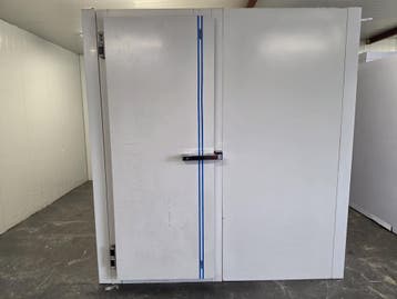 Vriescel 200 x 230 x 210 cm stekker klaar, Nieuw in verpakking, Koelen en Vriezen