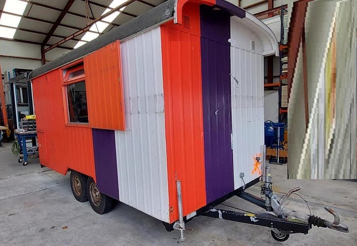 metalen schaftwagen snelverkeer keetwagen 4m. HS-1331, Zakelijke goederen, Machines en Bouw | Keten en Containers, Verzenden