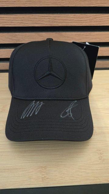 Mercedes-AMG Petronas - Formula One - George Russell & Kimi, Nieuw