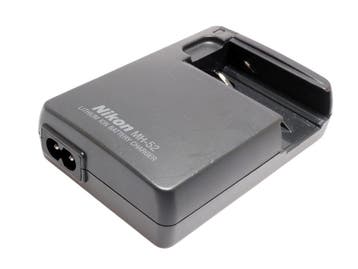 Nikon MH-52 Acculader / Accu Lader voor EN-EL1 (Incl. Stroom, Verzenden, Zo goed als nieuw
