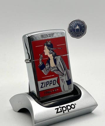 Zippo - Ultra Rare Windy Girl Vintage Box Design 1946-47, Verzamelen, Nieuw