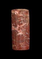 Neo-Assyrisch Red Hardstone Cilinderzegel met religieuze