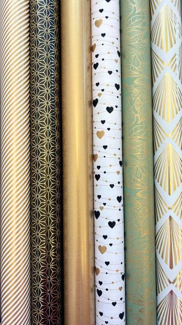 Inpakpapier Cadeaupapier Goud 6 Luxe Rollen Feest Inpakken, Ophalen of Verzenden, Nieuw, Overige typen