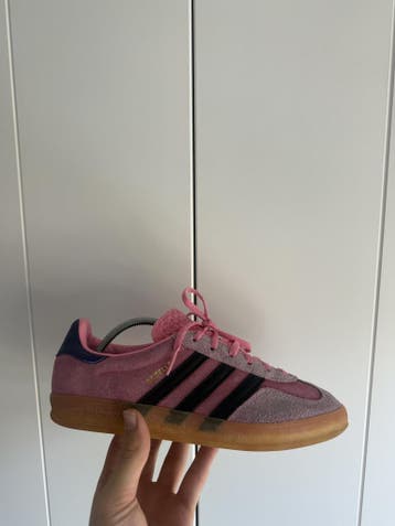 Adidas Gazelle – Roze/Zwart – Maat 39, Adidas, Ophalen of Verzenden, Sneakers of Gympen, Roze