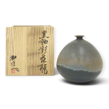 Koji Arata Kasama Ware Zwart glazuur vaas – Sculpturale