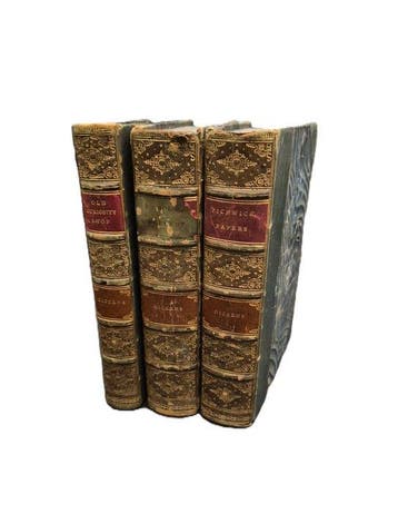 Charles Dickens - The Old Curiosity Shop; Pickwick Papers;