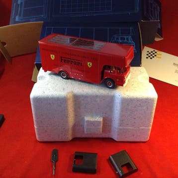 Exoto 1:43 - Model raceauto - ref. EXO00013 Ford Ferrari, Nieuw