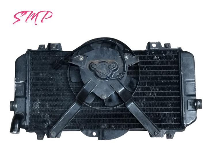 Radiateur / Yamaha FZR 600 fzr600, Motoren, Onderdelen | Yamaha, Gebruikt, Verzenden