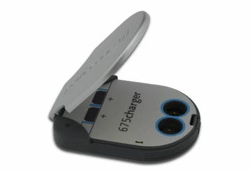 PowerOne Powerone P675 BLAUW hoorbatterij oplader NiMH, Ophalen of Verzenden, Nieuw