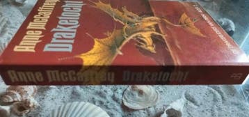 Anne McCaffrey - Draketocht, Boeken, Gelezen