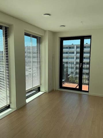 Te huur: Appartement Ottho Heldringstraat in Amsterdam, Noord-Holland, Appartement, Amsterdam
