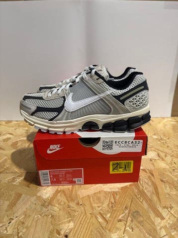 Nike - Zoom Vomero 5 - Sneakers - Maat: EU 38.5 - Nieuw met, Nieuw
