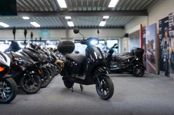 Yadea Owin Zwart 45km/u – 2026, Verzenden, Nieuw